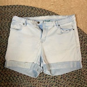 Women’s plus size shorts